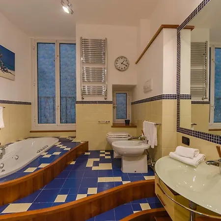 Lejlighed Joivy 3-bed Family Flat At
