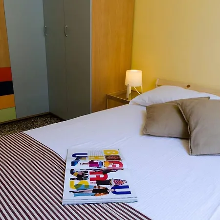 Joivy 3-bed Family Flat At *